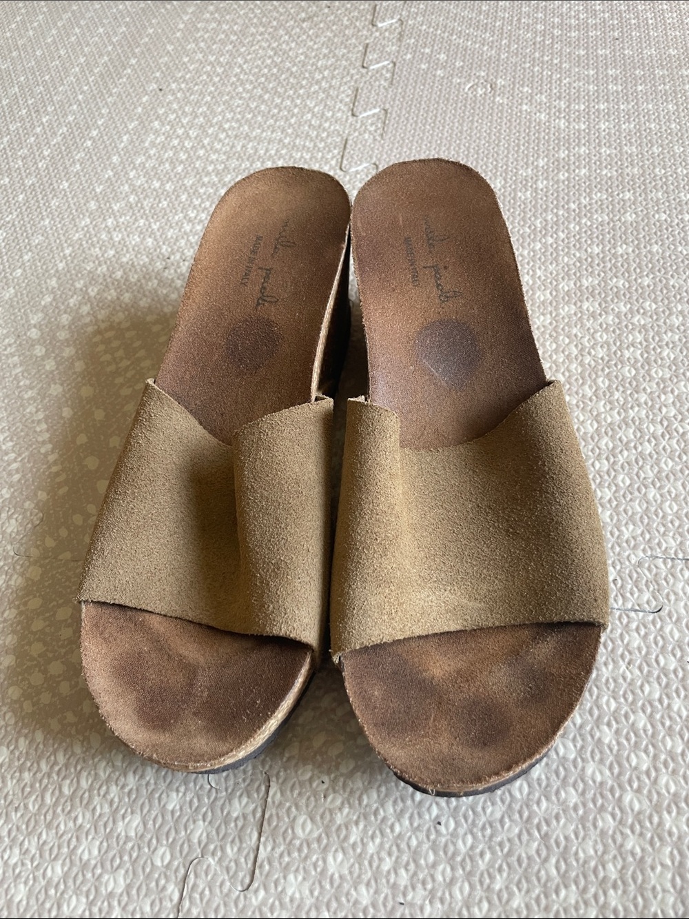 Mila Paoli Italian Suede Slide Wedge Sandals in Taupe - Picture 2 of 10